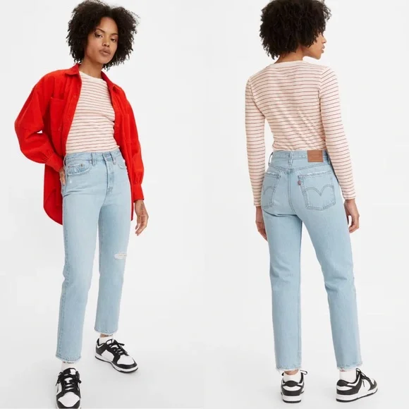 NWT Levi s Wedgie Straight Jeans